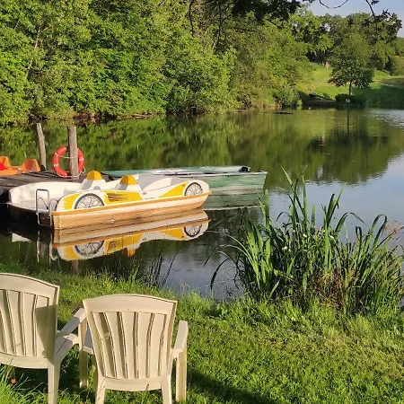 Au Bord De L'eau Les Logis De L'oumois *