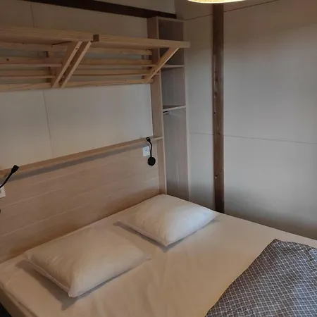 Au Bord De L'eau Les Logis De L'oumois * Maulévrier