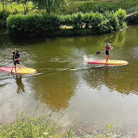 Au Bord De L'eau Les Logis De L'oumois Jaktstuga Maulévrier