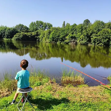 Jaktstuga Au Bord De L'eau Les Logis De L'oumois