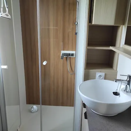 Jaktstuga Au Bord De L'eau Les Logis De L'oumois *