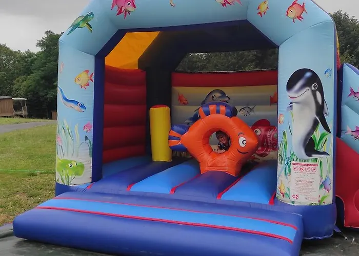 Lodge Au Bord De L'eau Les Logis De L'oumois