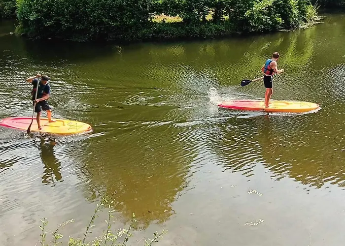 Au Bord De L'eau Les Logis De L'oumois Lodge Maulévrier